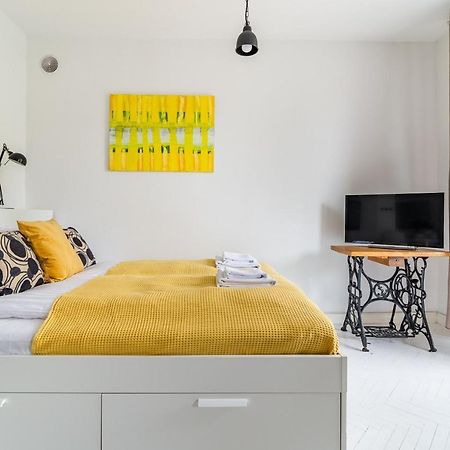 Rent Like Home - Wilcza 22A ワルシャワ エクステリア 写真